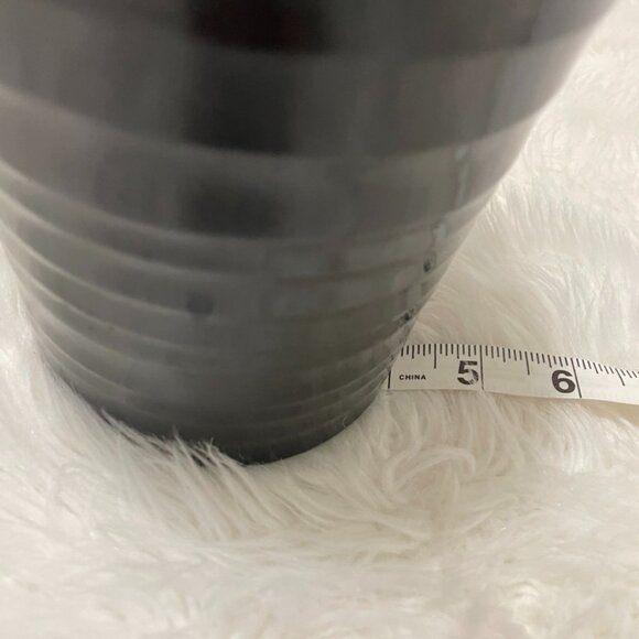 6.5 inch black ceramic planter pot textured horizontal pattern - Picture 7 of 9